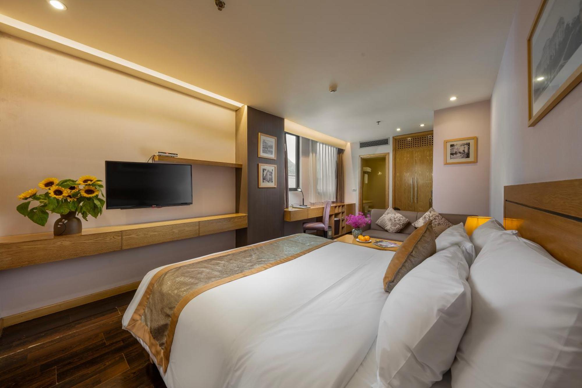 Parkside Sunline Hotel Ханой Экстерьер фото