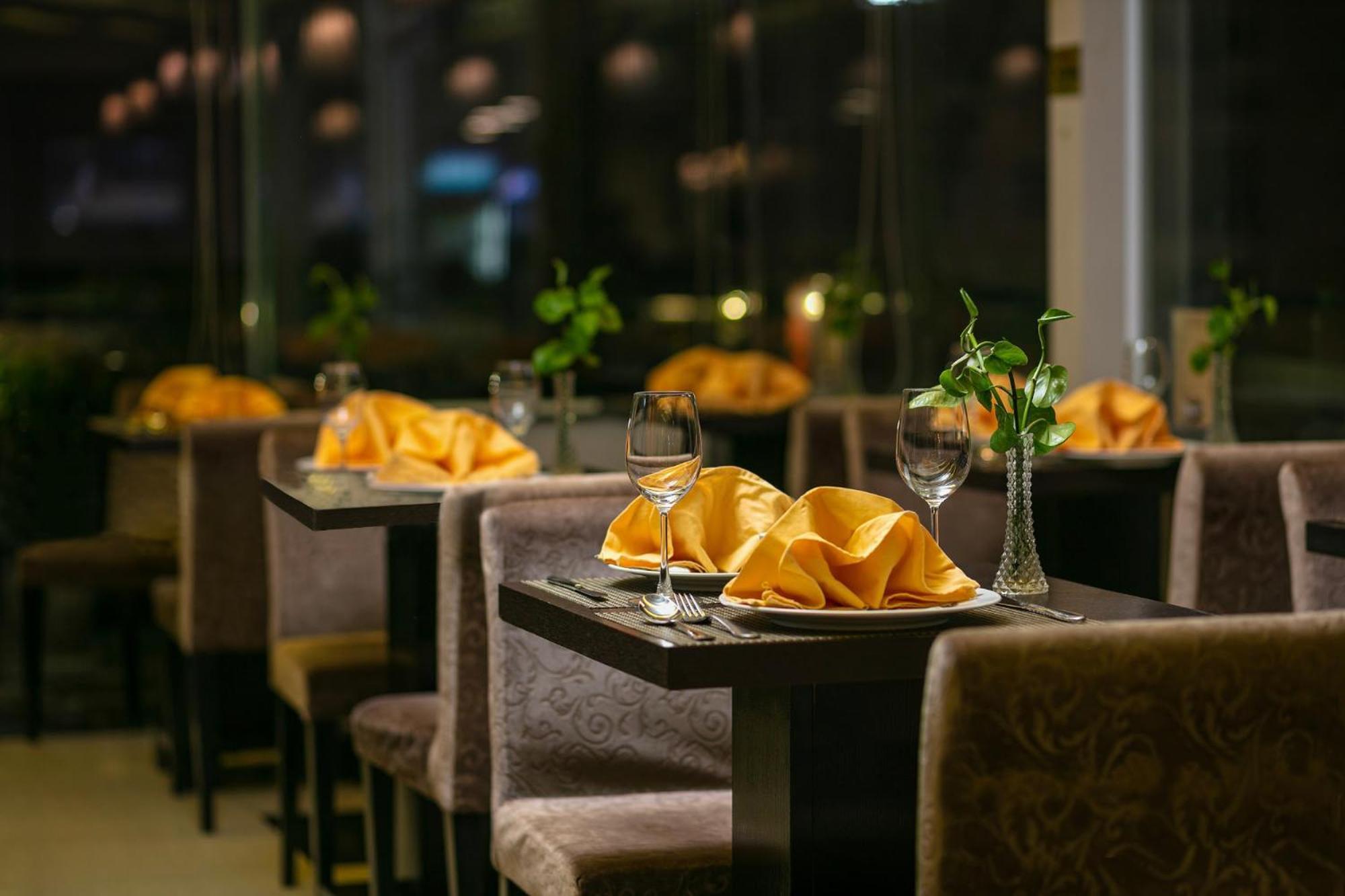 Parkside Sunline Hotel Ханой Экстерьер фото