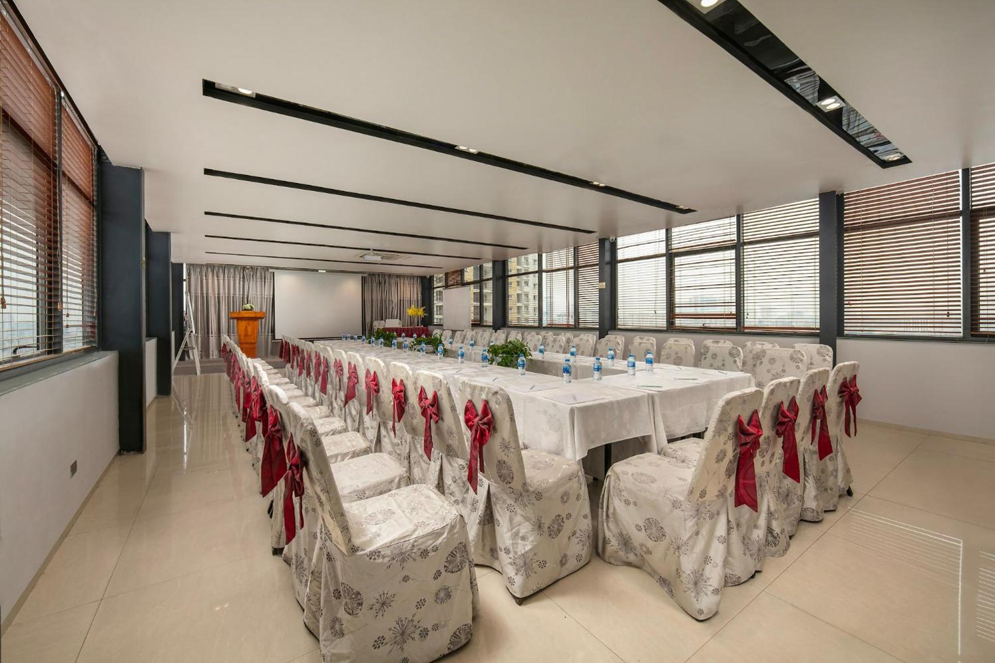 Parkside Sunline Hotel Ханой Экстерьер фото